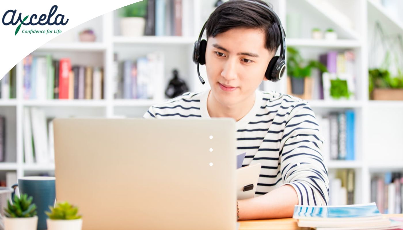 Lợi ích luyện nghe tiếng Anh cho người đi làm