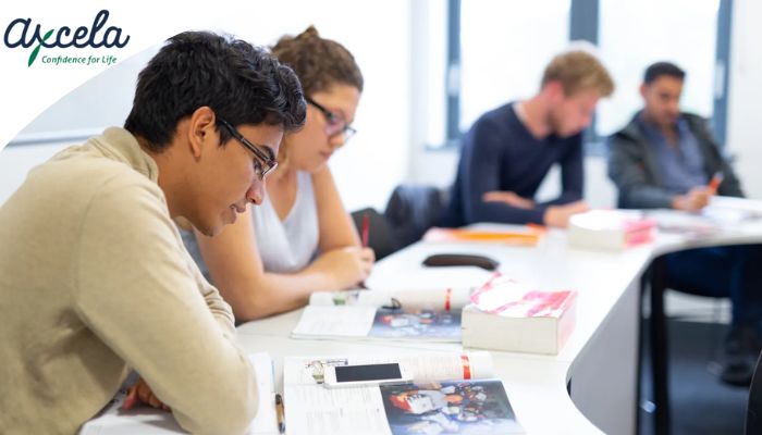 Lợi ích của lộ trình học tiếng Anh cho người đi làm trong công việc và phát triển sự nghiệp